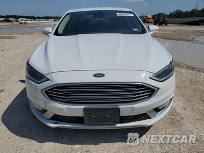 Piąte zdjęcie samochodu w środku: 2017 FORD FUSION SE HYBRID VIN:3FA6P0LU7HR409103 - miniatura