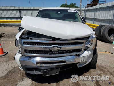 Piąte zdjęcie samochodu w środku: 2011 CHEVROLET SILVERADO K1500 LT VIN:1GCRKSE34BZ360483 - miniatura