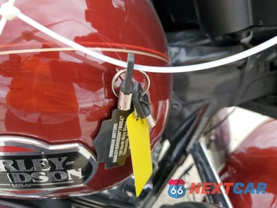 Zdjęcie 8 z 9 samochodu: 2010 HARLEY-DAVIDSON FLHTCU VIN:1HD1FC411AB666697 - miniatura