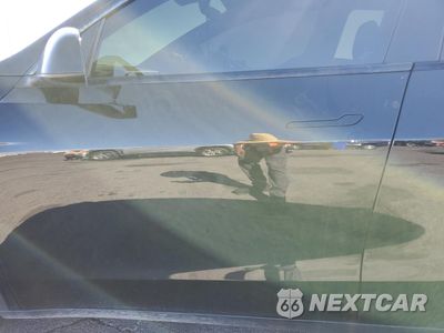Zdjęcie 7 z 13 samochodu: 2020 TESLA MODEL Y VIN:5YJYGDEE0LF059601 - miniatura