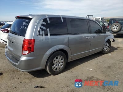 Trzecie zdjęcie samochodu z tyłu: 2018 DODGE GRAND CARAVAN SE VIN:2C4RDGBG1JR181762 - miniatura