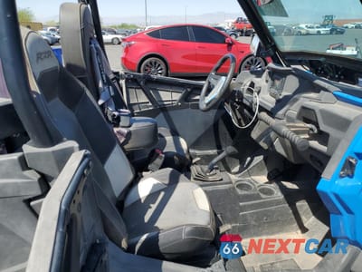 Piąte zdjęcie samochodu w środku: 2018 POLARIS RZR XP 4 TURBO EPS VIN:3NSVFE92XJF937638 - miniatura