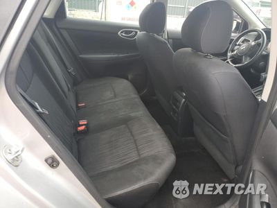 Zdjęcie 10 z 12 samochodu: 2016 NISSAN SENTRA S VIN:3N1AB7AP8GY331382 - miniatura