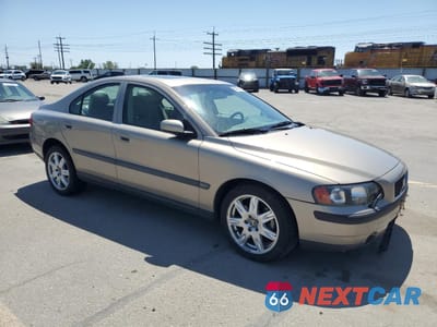 Czwarte zdjęcie samochodu z boku: 2004 VOLVO S60 2.5T VIN:YV1RH59H942351810 - miniatura