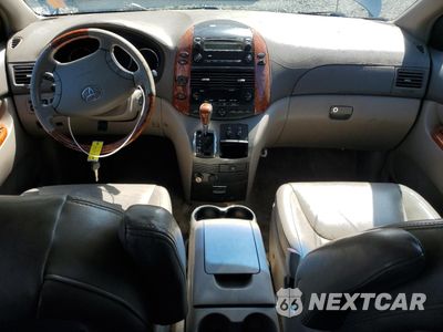 Zdjęcie 8 z 15 samochodu: 2006 TOYOTA SIENNA XLE VIN:5TDBA22C36S056061 - miniatura