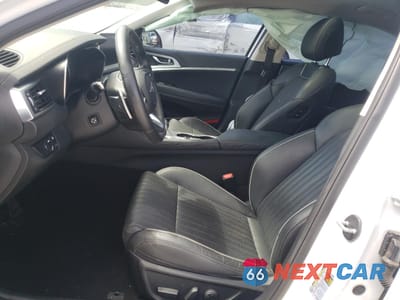 Zdjęcie 7 z 14 samochodu: 2019 GENESIS G70 ELITE VIN:KMTG34LA7KU032247 - miniatura