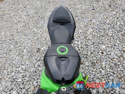 Piąte zdjęcie samochodu w środku: 2005 KAWASAKI ZX636 C1 VIN:JKBZXJC1X5A023242 - miniatura