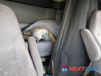 Zdjęcie 6 z 10 samochodu: 2014 INTERNATIONAL PROSTAR VIN:3HSDJAPR3EN796080 - miniatura