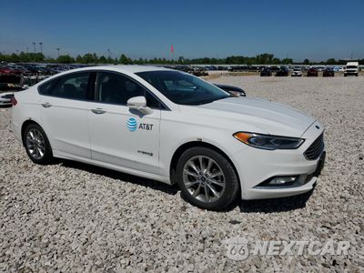 Czwarte zdjęcie samochodu z boku: 2017 FORD FUSION SE HYBRID VIN:3FA6P0LU6HR409075 - miniatura