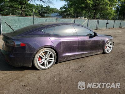Trzecie zdjęcie samochodu z tyłu: 2016 TESLA MODEL S VIN:5YJSA1E48GF143233 - miniatura