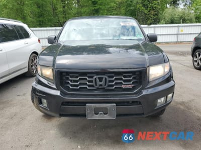 Piąte zdjęcie samochodu w środku: 2013 HONDA RIDGELINE SPORT VIN:5FPYK1F71DB004712 - miniatura