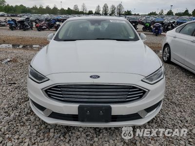 Piąte zdjęcie samochodu w środku: 2018 FORD FUSION SE HYBRID VIN:3FA6P0LU3JR171854 - miniatura