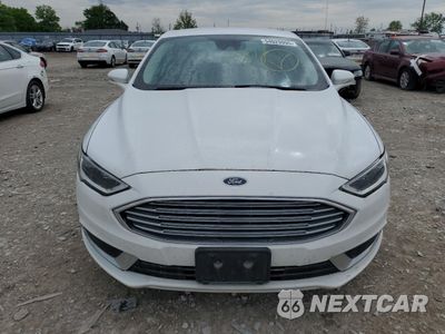 Piąte zdjęcie samochodu w środku: 2018 FORD FUSION SE HYBRID VIN:3FA6P0LU7JR172036 - miniatura