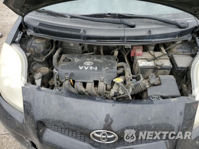 Zdjęcie 11 z 14 samochodu: 2011 TOYOTA YARIS VIN:JTDKT4K34B5342782 - miniatura