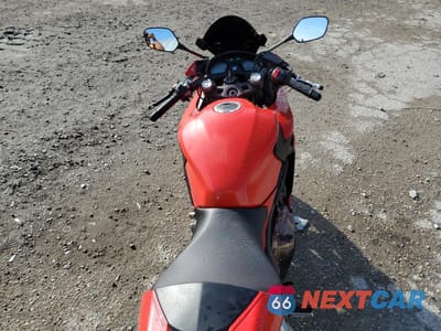 Zdjęcie 6 z 10 samochodu: 2018 HONDA CBR650 F VIN:MLHRC7400J5400160 - miniatura