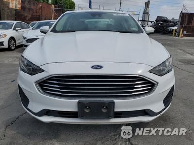 Piąte zdjęcie samochodu w środku: 2019 FORD FUSION SE VIN:3FA6P0LU8KR124871 - miniatura