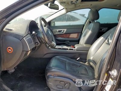 Zdjęcie 7 z 12 samochodu: 2009 JAGUAR XF PREMIUM LUXURY VIN:SAJWA06B69HR01664 - miniatura