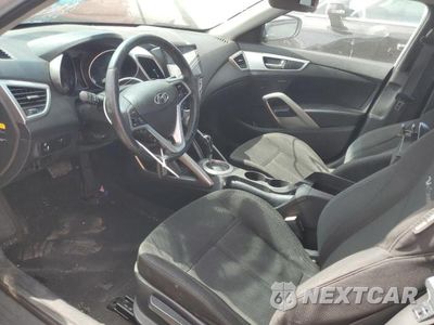 Zdjęcie 7 z 12 samochodu: 2013 HYUNDAI VELOSTER VIN:KMHTC6ADXDU153407 - miniatura