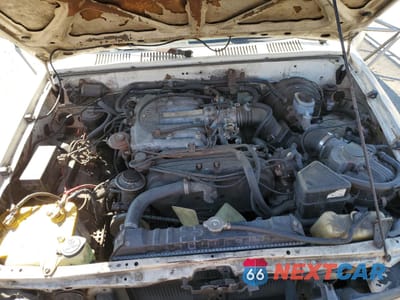 Zdjęcie 12 z 15 samochodu: 1990 TOYOTA PICKUP CAB CHASSIS SUPER LONG WHEELBAS VIN:JT5VN94T8L0017662 - miniatura