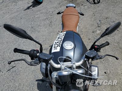 Piąte zdjęcie samochodu w środku: 2021 BMW R NINE T PURE VIN:WB10L6306M6E30947 - miniatura