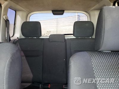 Zdjęcie 10 z 15 samochodu: 2004 TOYOTA SCION XB VIN:JTLKT334840137083 - miniatura
