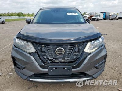 Piąte zdjęcie samochodu w środku: 2019 NISSAN ROGUE S VIN:5N1AT2MT5KC755427 - miniatura
