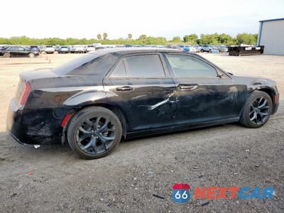 Trzecie zdjęcie samochodu z tyłu: 2023 CHRYSLER 300 TOURING VIN:2C3CCAAGXPH681834 - miniatura