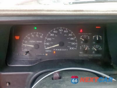 Zdjęcie 9 z 12 samochodu: 1998 GMC SIERRA C3500 VIN:1GTGC33J4WF072563 - miniatura