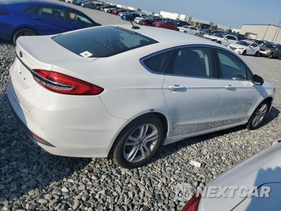 Trzecie zdjęcie samochodu z tyłu: 2018 FORD FUSION SE HYBRID VIN:3FA6P0LU4JR171734 - miniatura