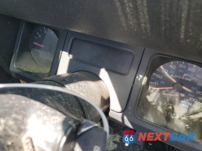 Zdjęcie 9 z 12 samochodu: 1992 JEEP WRANGLER / YJ VIN:2J4FY29S2NJ550664 - miniatura