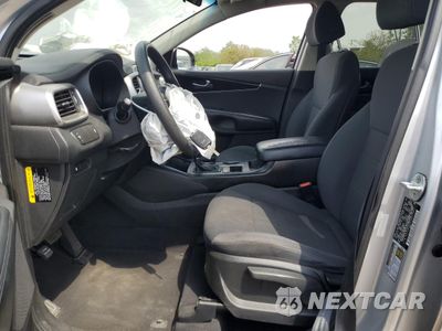 Zdjęcie 7 z 16 samochodu: 2018 KIA SORENTO LX VIN:5XYPG4A32JG374681 - miniatura