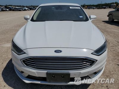 Piąte zdjęcie samochodu w środku: 2017 FORD FUSION SE HYBRID VIN:3FA6P0LU7HR400725 - miniatura
