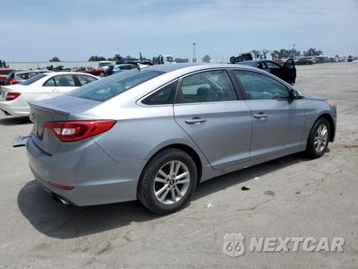 Trzecie zdjęcie samochodu z tyłu: 2017 HYUNDAI SONATA SE VIN:5NPE24AF5HH514824 - miniatura