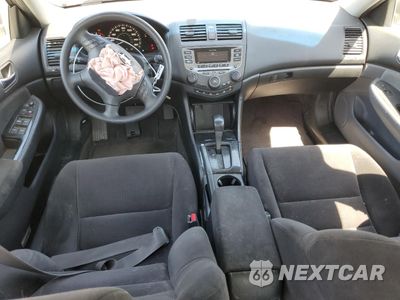 Zdjęcie 8 z 13 samochodu: 2007 HONDA ACCORD SE VIN:JHMCM56377C022391 - miniatura