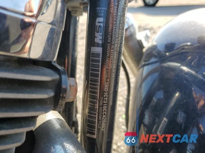 Zdjęcie 8 z 9 samochodu: 2012 HARLEY-DAVIDSON XL1200 C VIN:1HD1CT318CC420463 - miniatura