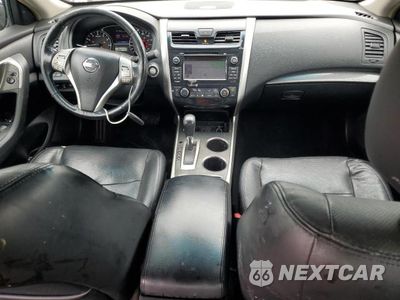 Zdjęcie 8 z 12 samochodu: 2013 NISSAN ALTIMA 2.5 VIN:1N4AL3AP3DC208439 - miniatura
