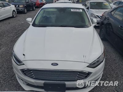 Piąte zdjęcie samochodu w środku: 2017 FORD FUSION SE HYBRID VIN:3FA6P0LU2HR409431 - miniatura