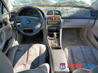 Zdjęcie 8 z 12 samochodu: 1998 MERCEDES-BENZ CLK 320 VIN:WDBLJ65G0WF015315 - miniatura