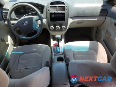 Zdjęcie 8 z 12 samochodu: 2005 KIA SPECTRA EX VIN:KNAFE221895603434 - miniatura