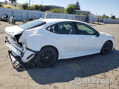 Trzecie zdjęcie samochodu z tyłu: 2025 TOYOTA CAMRY XSE VIN:4T1DAACK0SU558715 - miniatura
