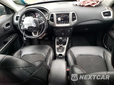 Zdjęcie 8 z 12 samochodu: 2019 JEEP COMPASS LATITUDE VIN:3C4NJCBB8KT716007 - miniatura