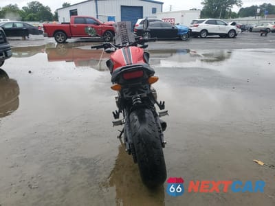Czwarte zdjęcie samochodu z boku: 2018 HONDA CB650 F VIN:MLHRC7511J5000227 - miniatura