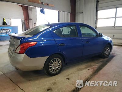 Trzecie zdjęcie samochodu z tyłu: 2013 NISSAN VERSA S VIN:3N1CN7AP3DL893408 - miniatura
