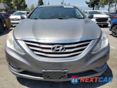 Piąte zdjęcie samochodu w środku: 2013 HYUNDAI SONATA GLS VIN:5NPEB4AC6DH572330 - miniatura