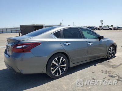 Trzecie zdjęcie samochodu z tyłu: 2017 NISSAN ALTIMA 2.5 VIN:1N4AL3AP3HC490636 - miniatura
