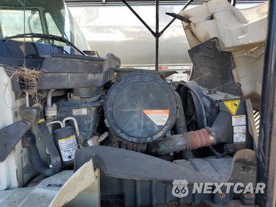 Zdjęcie 7 z 10 samochodu: 2009 INTERNATIONAL 4300 FORESTRY BUCKET TRUCK VIN:1HTMMAAP69H121950 - miniatura