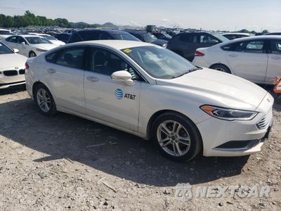 Czwarte zdjęcie samochodu z boku: 2018 FORD FUSION SE HYBRID VIN:3FA6P0LU3JR129927 - miniatura
