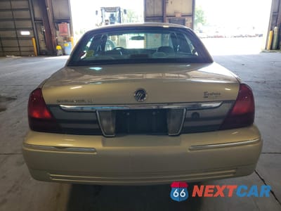 Zdjęcie 6 z 12 samochodu: 2010 MERCURY GRAND MARQUIS LS VIN:2MEBM7FV9AX622090 - miniatura