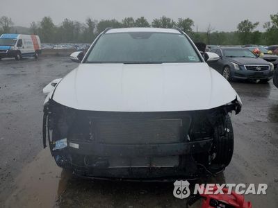 Piąte zdjęcie samochodu w środku: 2022 HYUNDAI TUCSON SEL VIN:5NMJCCAE3NH032701 - miniatura