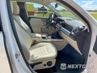 Piąte zdjęcie samochodu w środku: 2022 MERCEDES-BENZ GLB 250 VIN:W1N4M4GB3NW185906 - miniatura